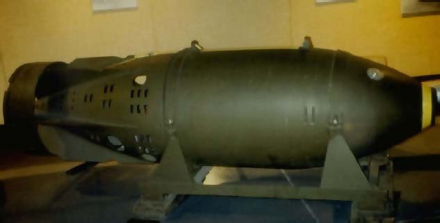 Атомная глубинная бомба Mk.90 «Betty» (США)
