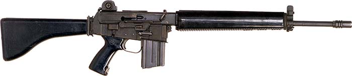 Автоматическая винтовка AR-18 (Великобритания)