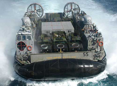 Десантный катер на воздушной подушке типа LCAC (США)