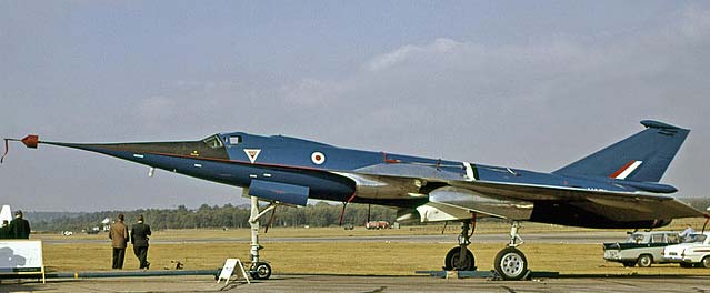 Экспериментальный самолёт Bristol BAC.221 (Великобритания)