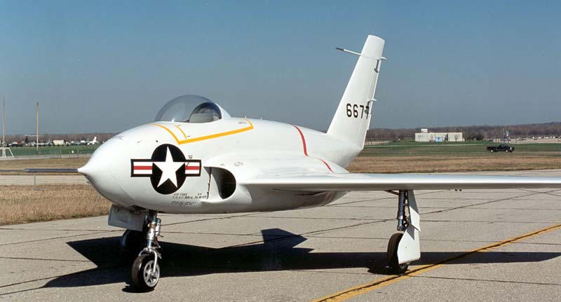 Экспериментальный самолёт Northrop X-4 «Bantam» (США)