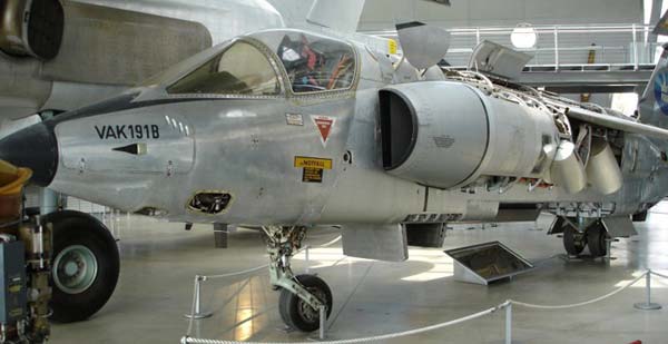 Экспериментальный самолёт VFW VAK-191B (Германия)