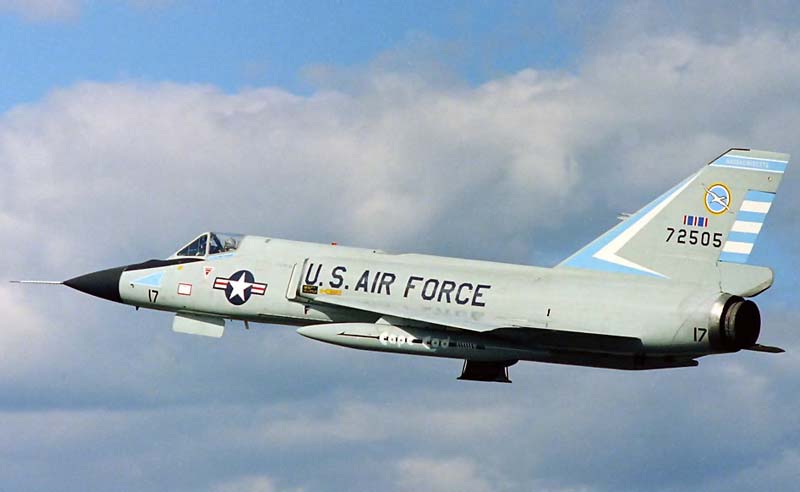 Истребитель-перехватчик F-106 Delta Dart (США)
