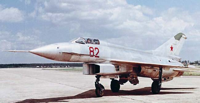 Истребитель-перехватчик МиГ Е-8 (СССР)