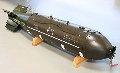 Кассетная авиабомба Streubombe BL-755 (Великобритания)
