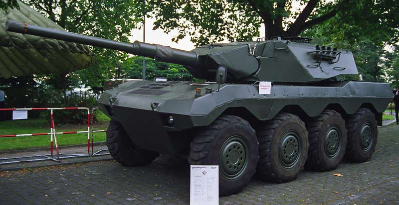 Колесный танк Daimler-Benz EXF (Radkampfwagen 90) (Германия)