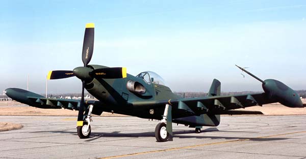 Лёгкий штурмовик Piper PA-48 Enforcer (США)