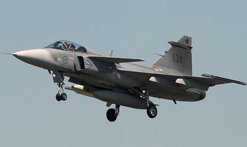 Многоцелевой истребитель Saab JAS-39 Gripen (Швеция)