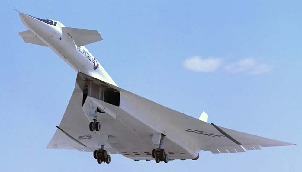 Опытный бомбардировщик North American XB-70 «Valkyrie» (США)