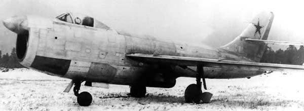 Опытный истребитель-перехватчик Су-15 (СССР)
