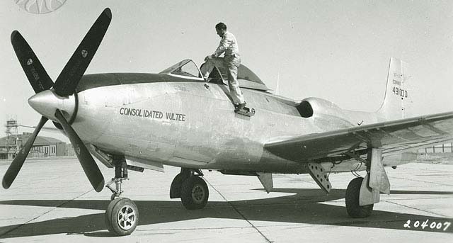 Опытный истребитель Consolidated Vultee XP-81 (США)