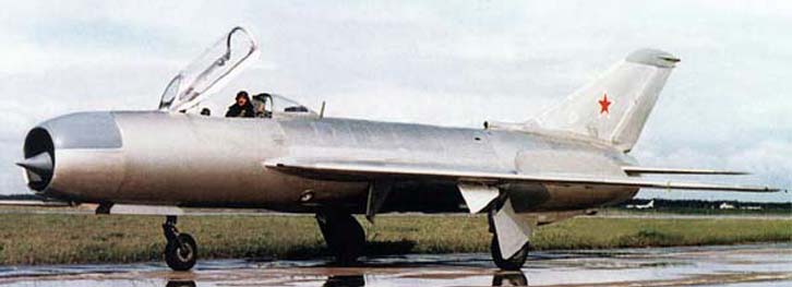 Опытный истребитель И-3У (И-420) (СССР)