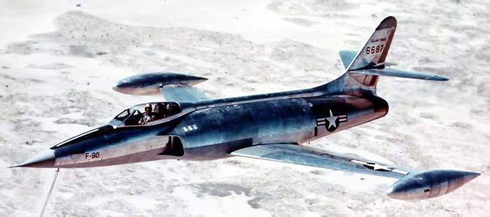 Опытный истребитель Lockheed XF-90 (США)