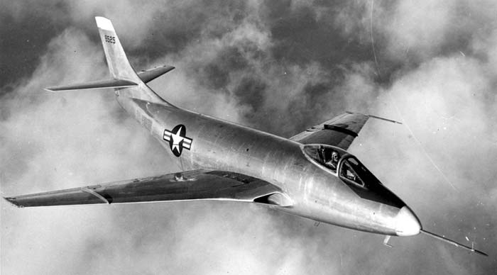 Опытный истребитель McDonnell XF-88 «Voodoo» (США)