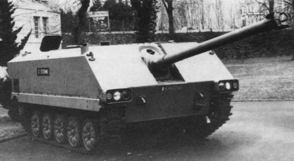 Опытный истребитель танков AMX-10M ACRA (Франция)