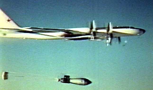 Опытный тяжелый бомбардировщик Ту-95В (Ту-95-202) (СССР)