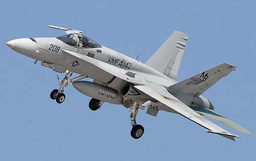 Палубный истребитель-штурмовик F/A-18A Hornet (США)
