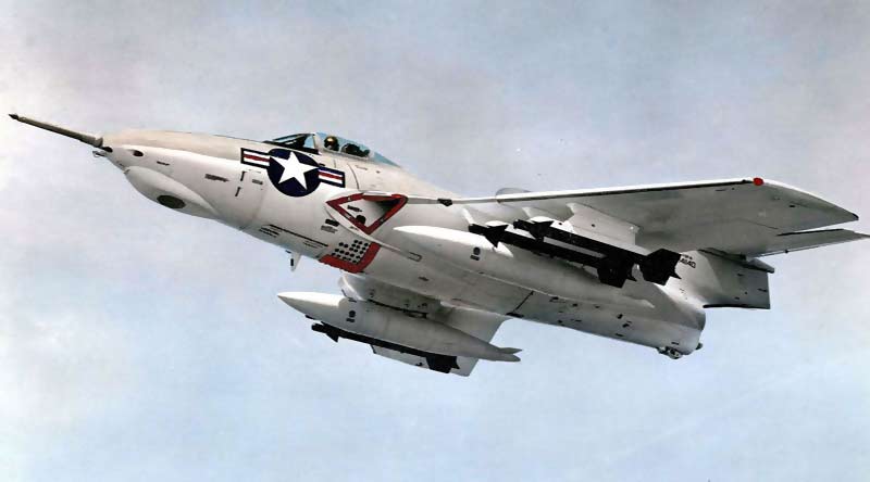 Палубный истребитель Grumman F9F «Cougar» (США)