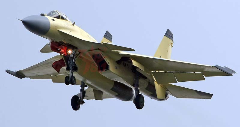 Палубный истребитель Shenyang J-15 (Китай)
