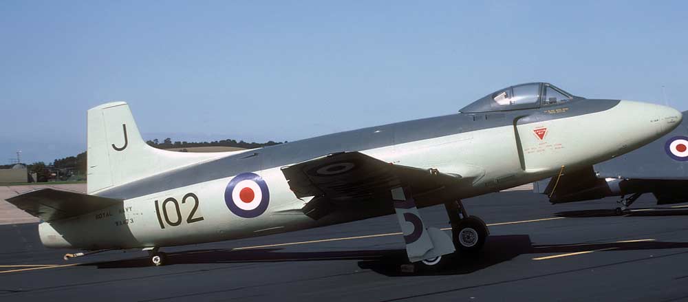 Палубный истребитель Supermarine Attacker (Великобритания)