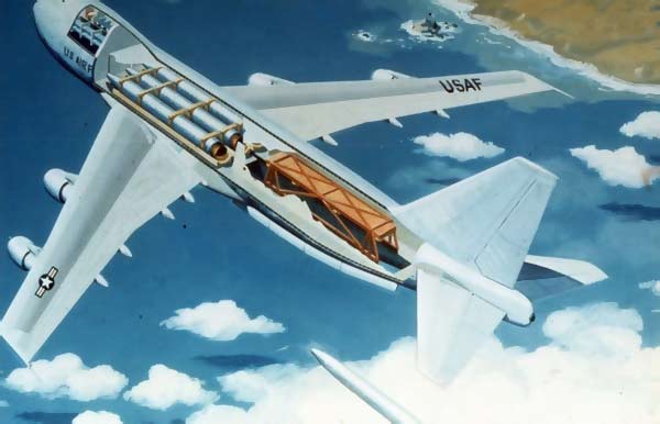 Проект размещения МБР MX на самолете Boeing MC747 (США)