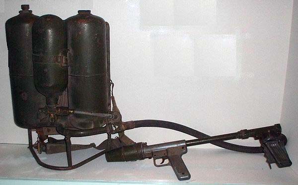 Ранцевый огнемёт LCT1 M1 (Бразилия)