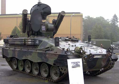 Самоходный ЗРК Roland-2 (Германия)