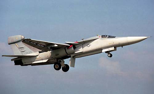Самолет РЭБ EF-111A (США)
