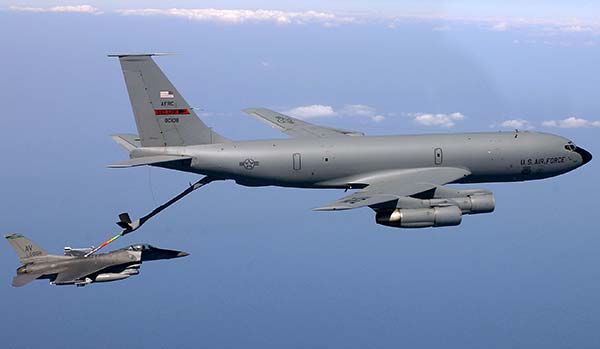Самолеты Boeing C-135 (США)