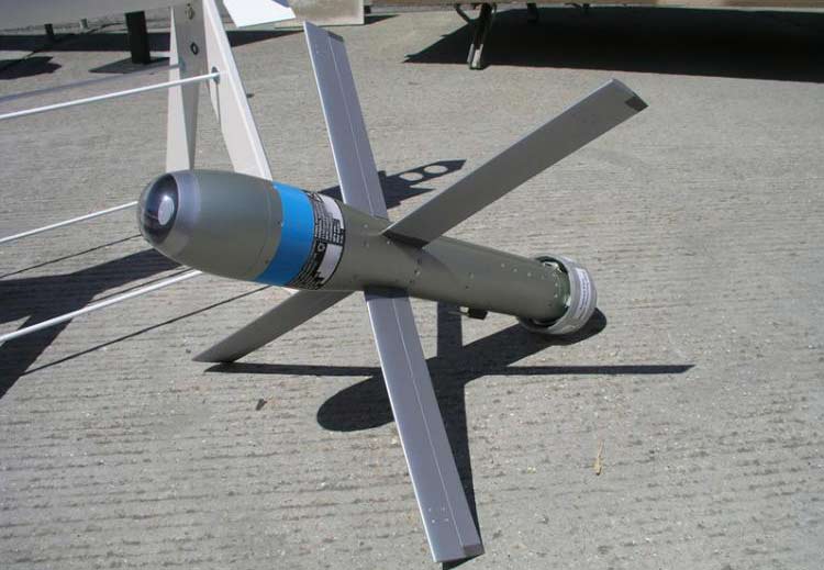 Самонаводящийся боевой элемент BAT (США)