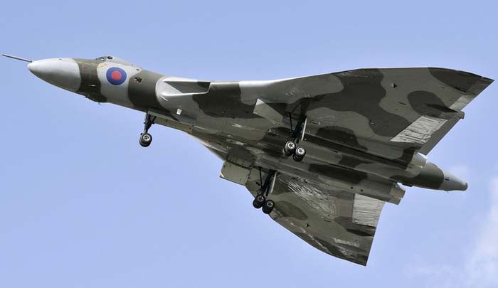Стратегический бомбардировщик Avro Vulcan (Великобритания)