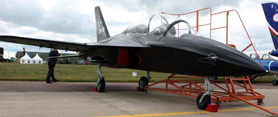 Учебно-тренировочный самолёт СР-10 (Россия)