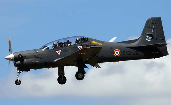 Учебно-треннировочный самолет Embraer EMB-312 Tucano (Бразилия)