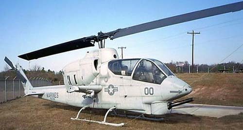 Вертолет огневой поддержки AH-1J «Sea Cobra» (США)
